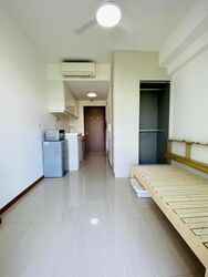 1 Canberra (D27), Condominium #472371651